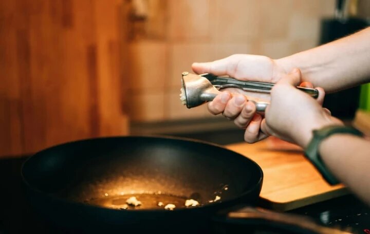 با خوردن منظم سیر چه اتفاقی برای بدن شما می افتد؟