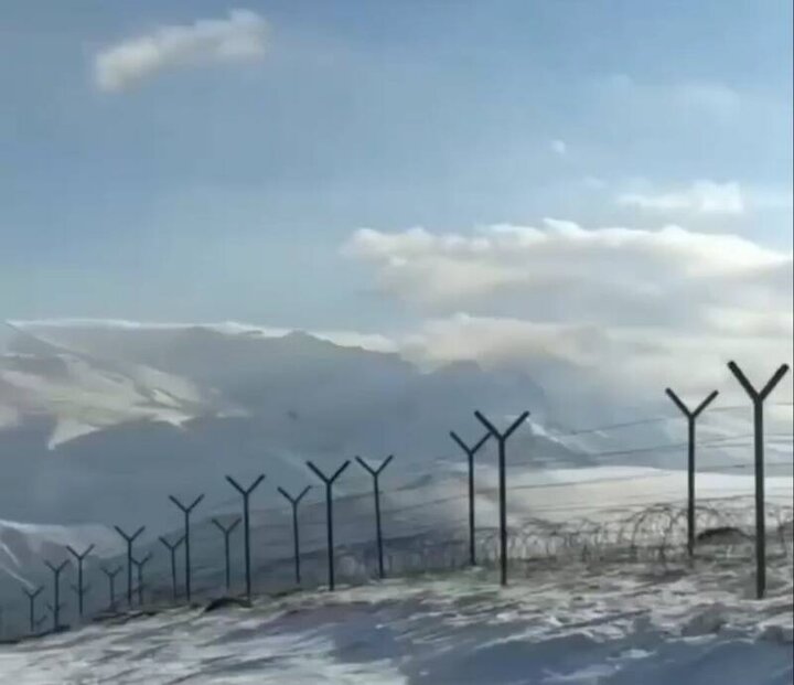 بارش برف سنگین در نقطه صفر مرزی ایران و ترکیه / فیلم