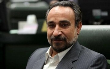 محمدرضا خباز:  محمود علوی عضو خبرگان رهبری است اما خودش ردصلاحیت می‌شود