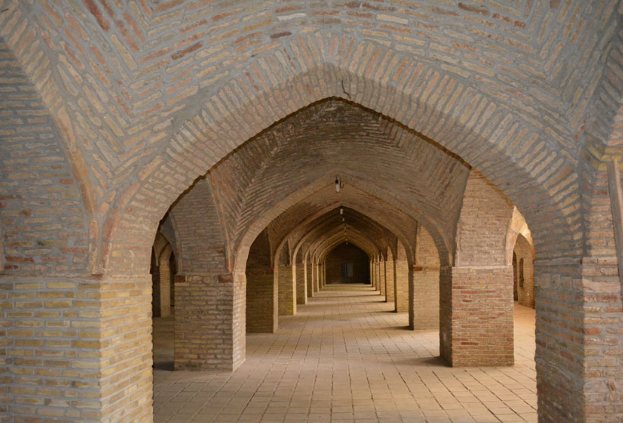 چند جاذبه تاریخی و جالب در بروجرد که باید دید