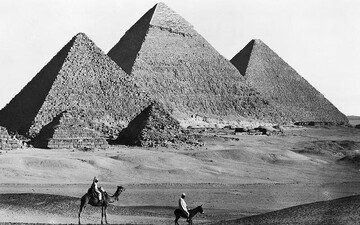 عکسی از مومیایی ۳۵۰۰ ساله‌ی سگ فرعون / هوش از سرتان می پرد