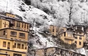 تصاویر رویایی از ماسولۀ در گیلان پس از بارش برف + فیلم
