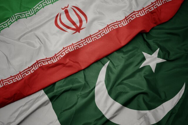 ارتش پاکستان خواستار گفت‌وگو و همکاری برای حل مسائل با ایران شد