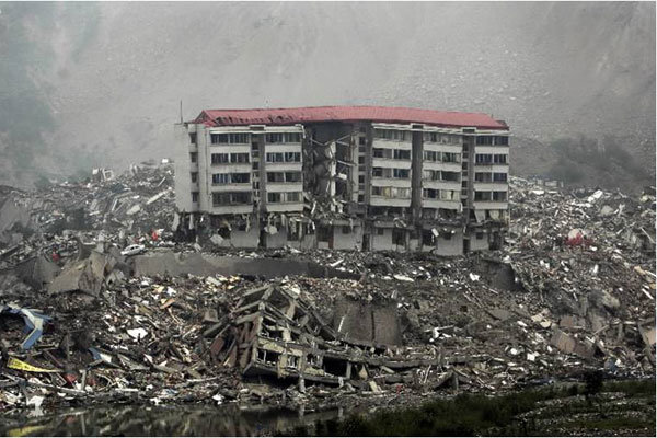  تصاویری از زلزله شدید ۷ ریشتری در قرقیزستان /فیلم