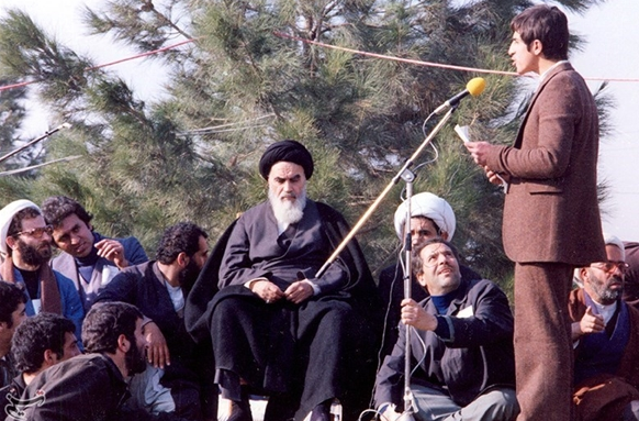 سالروز  ورود امام خمینی به کشور در سال ۱۴۰۲ چه روزی و چند شنبه است؟ + تاریخ دقیق