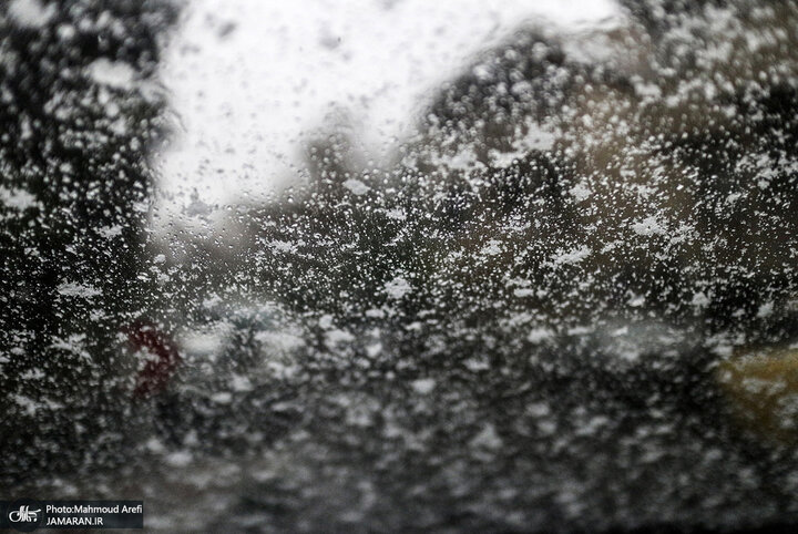بارش برف شدید در شمال تهران + فیلم