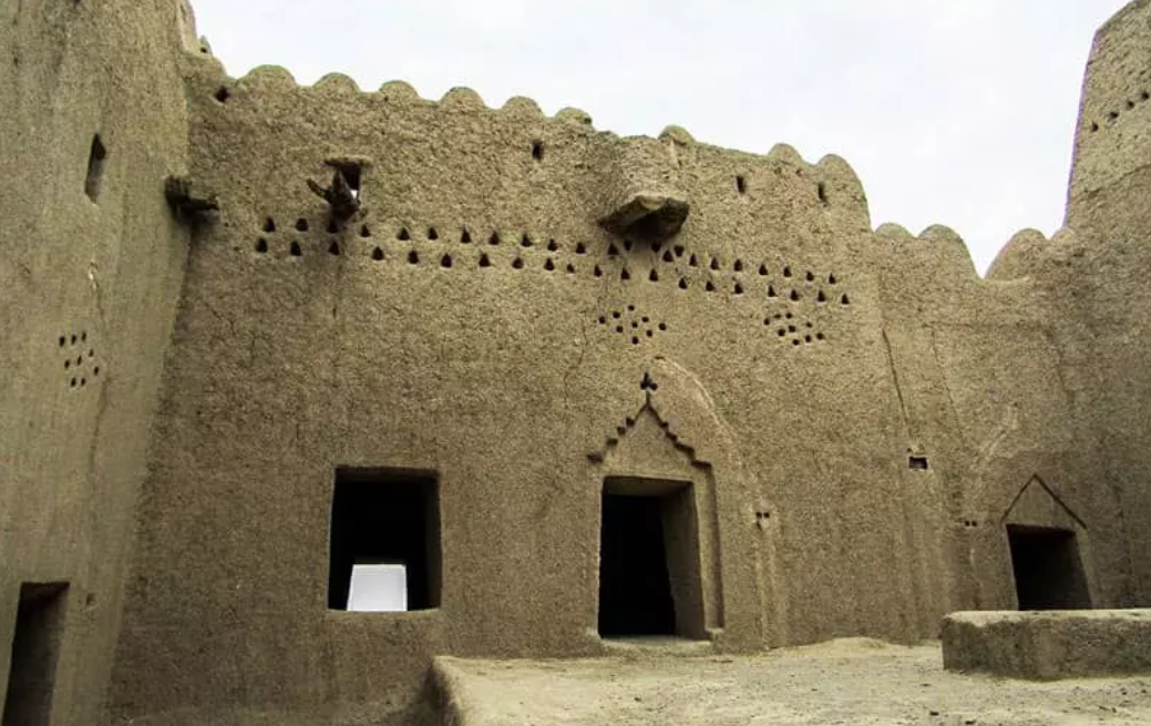 قلعه سب کجاست؟