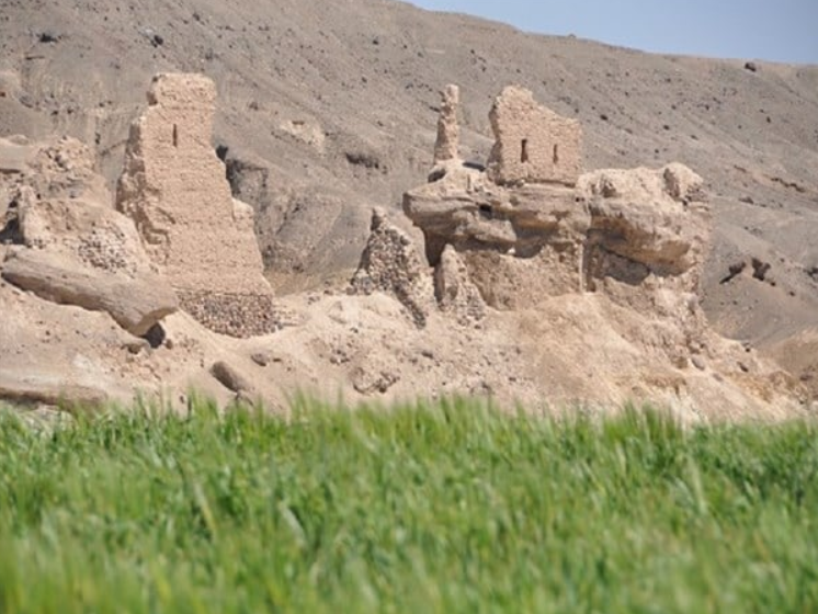 قلعه تپه لادیز؛ جاذبه‌ای جالب در سیستان و بلوچستان