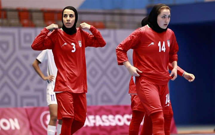 پیروزی بانوان فوتبالیست ایران مقابل ازبکستان