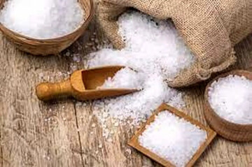 راهکارهایی برای کاهش مصرف نمک، قند و غذاهای چرب