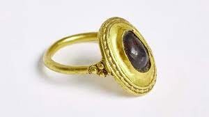 یک انگشتر طلای ۱۵۰۰ساله کشف شد