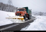 بارش برف و باران در جاده‌های ۲۴ استان