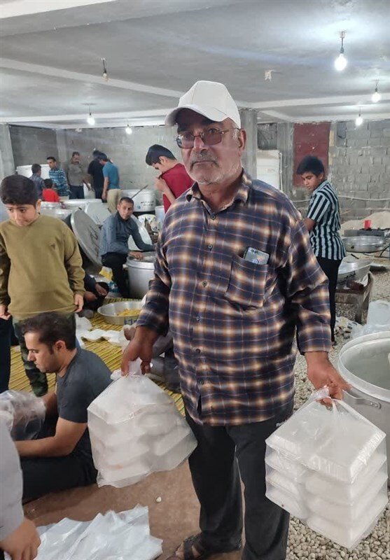 ۱۰ هزار پرس غذای نذری در جنوب استان بوشهر پخته شد + تصویر