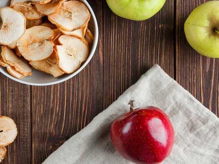 کنترل فشار خون با مصرف سیب
