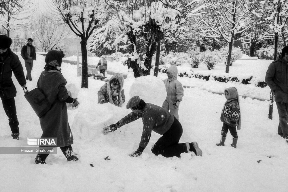 تصاویر زیر خاکی از بارش برف در ایران مربوط به نیم قرن پیش + عکس