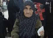 لحظه رای دادن پیرزن ۹۰ ساله گلستانی در آخرین لحظات اخذ رای + فیلم