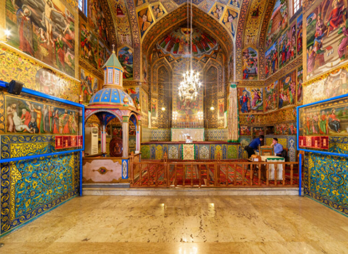 کلیسای وانک؛ نگینی در قلب جلفای اصفهان