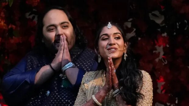 دعوت بازیگران مشهور جهان به جشن عروسی پسر پولدارترین مرد کشور هند + عکس