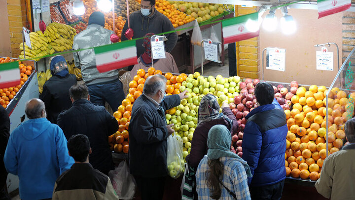 زمان عرضه میوه تنظیم بازار شب عید/  ۵ هزار تن سیب و پرتقال ذخیره‌ شده است
