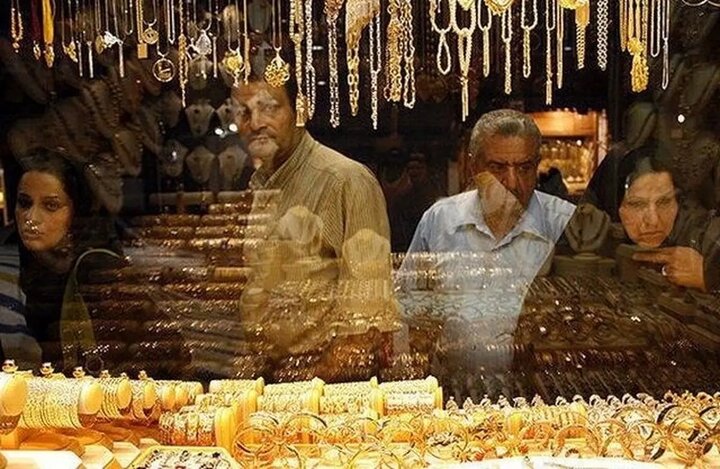 کاهش قیمت سکه و طلا در بازار + جدول قیمت امروز ۲۰ اسفند ۱۴۰۲