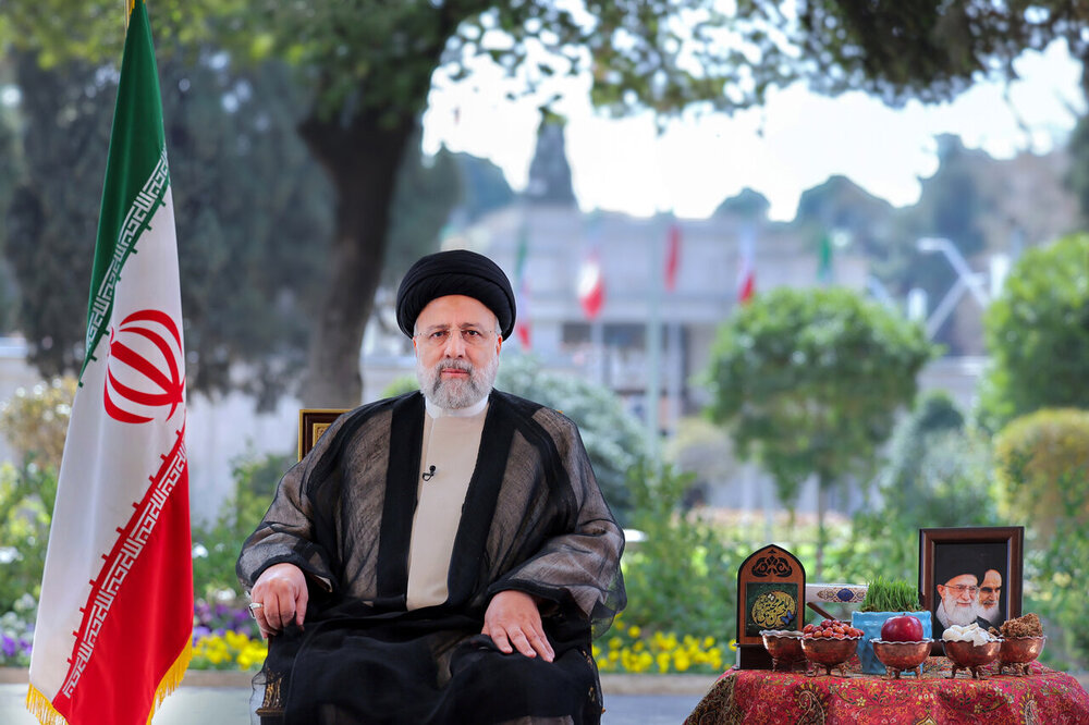 سفره هفت سین به محل پیام نوروزی رئیسی بازگشت +عکس