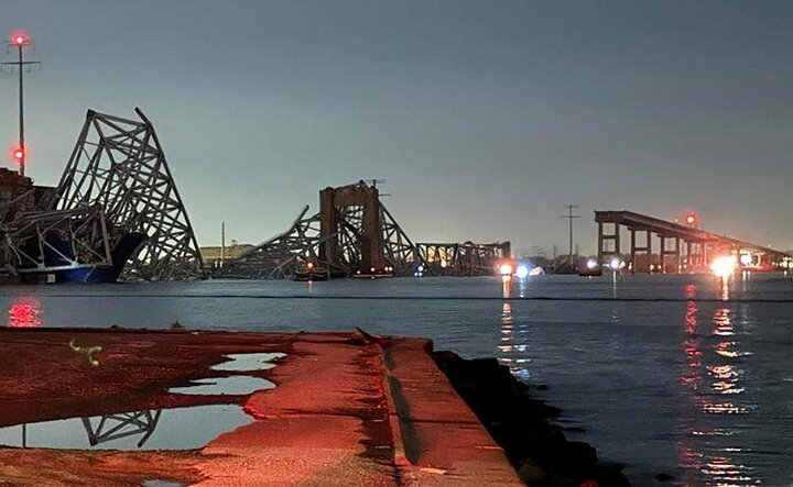 صحنه هولناک ریزش پل بر اثر برخورد کشتی + فیلم