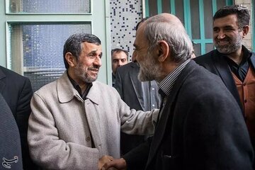 محمود احمدی‌نژاد به دادگاه احضار می شود