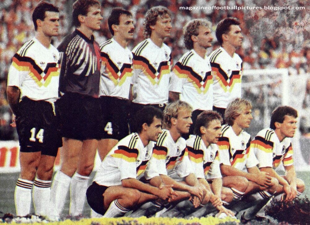 چرا تغییر اسپانسر لباس تیم ملی آلمان جنجالی شد؟