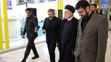 رئیسی از سی‌ویکمین نمایشگاه بین‌المللی قرآن کریم بازدید کرد