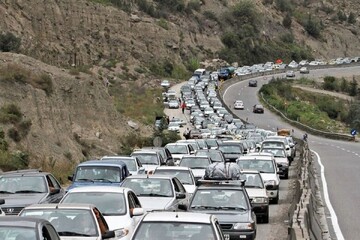 ترافیک ۱۴ کیلومتری در بزرگراه رشت - امامزاده هاشم