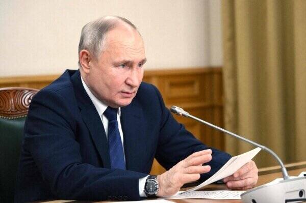 پوتین: روسیه در دوره سختی از تاریخ خود قرار دارد