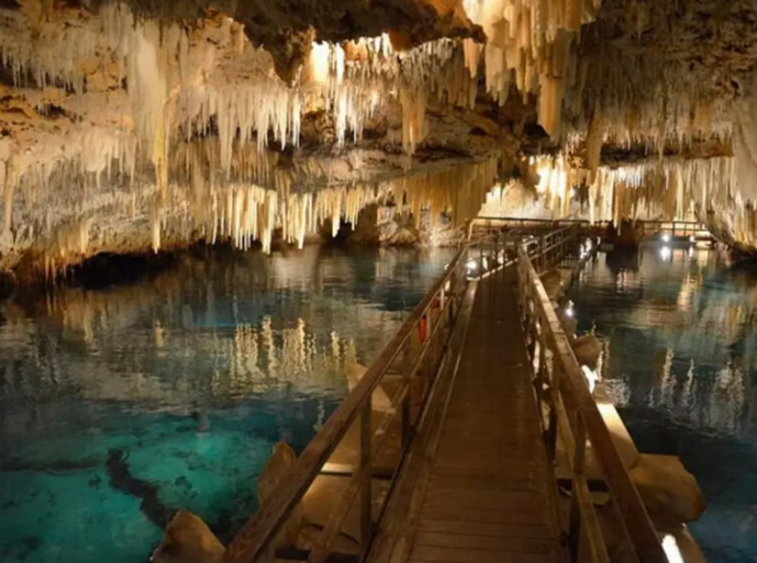 چگونه از غار کاکلیک در پاموکاله ترکیه بازدید کنیم؟