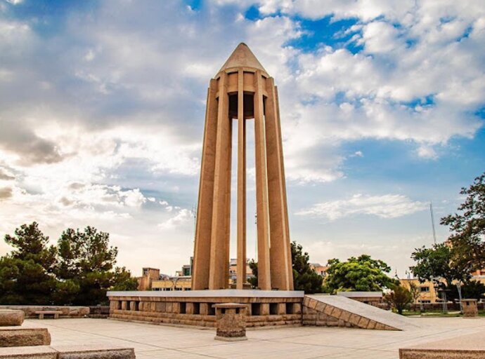 آرامگاه معروف‌ترین پزشک جهان در ایران