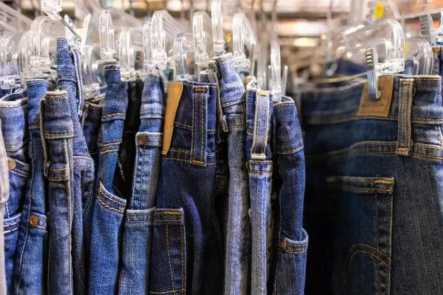 چرا پوشیدن شلوار جین باعث آلودگی هوا می شود؟