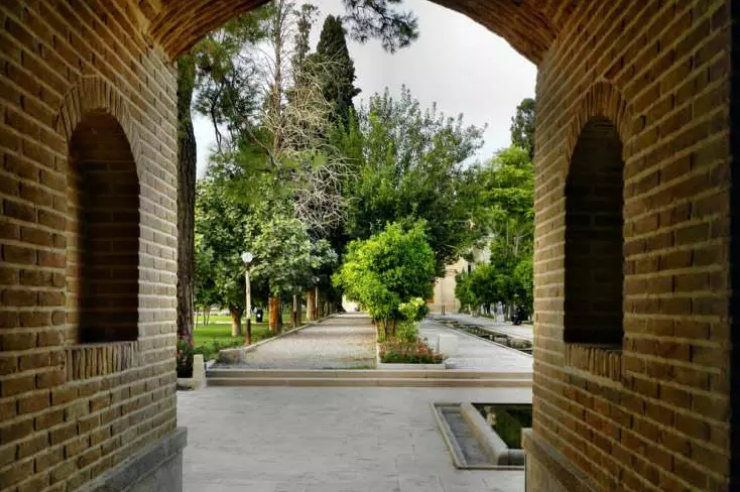 بازدید از باغ جهاننما را از دست ندهید