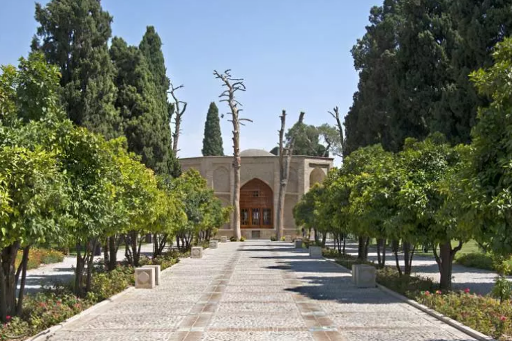 بازدید از باغ جهاننما را از دست ندهید