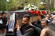 عکس دیده نشده از محمود احمدی‌نژاد زیر تابوت وزیر فوت شده‌اش