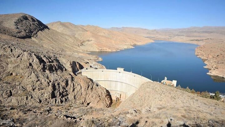 آخرین وضعیت حجم آب سد های مهم کشور / ۱۵ سد ایران کمتر از ۲۰ درصد آب دارند