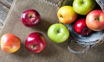 پیشگیری از سرطان و بیماری قلبی با مصرف سیب