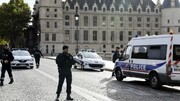 لحظه بازداشت عامل حمله امنیتی به سفارت ایران در پاریس / فیلم