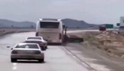 کل کل راننده خودرو پژو ۴۰۵ با اتوبوس حادثه وحشتناکی را رقم زد! + فیلم