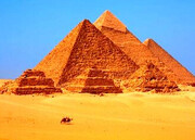 راز برابری سرعت نور و عرض جغرافیایی هرم بزرگ مصر: افسانه یا واقعیت؟