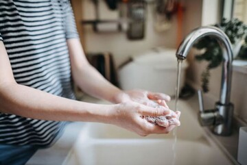 دستان خود را چند بار در روز بشوییم؟