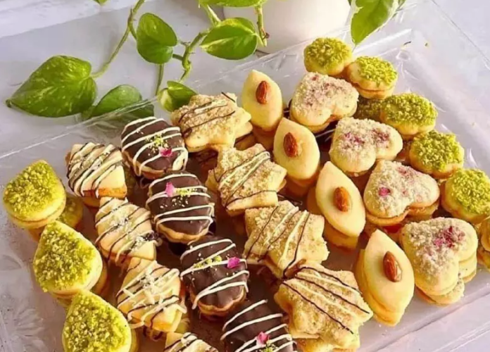 گشتی در میان سوغات دلانگیز مشهد / از زعفرانِ خوش عطر تا فیروزههای نیشابور