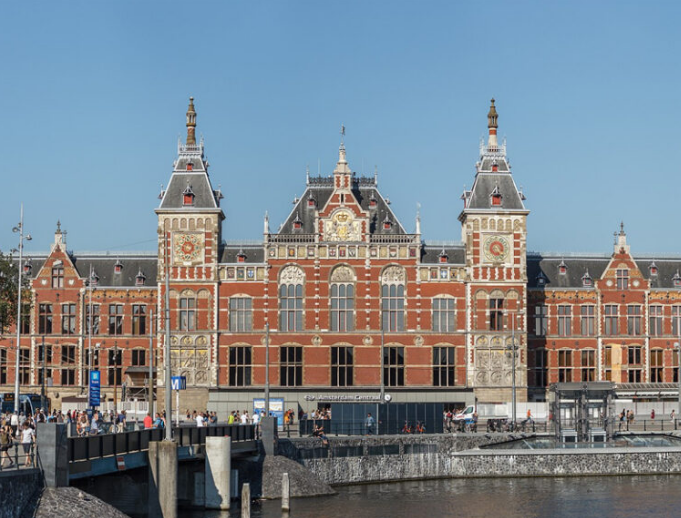 زیباترین ایستگاه‌های قطار اروپا / گشتی در میان شاهکارهای معماری