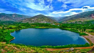 زیبایی حیرت انگیز بکرترین دریاچه لرستان  + فیلم