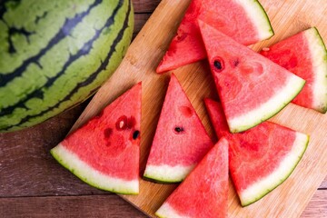 افرادی که بیماری مرض قند و دیابت دارند می توانند هندوانه بخورند؟ + خطرات و مضرات