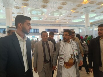 ورود یمنی‌ها به نمایشگاه کتاب با خنجر