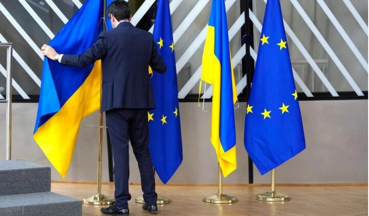 اروپا قصد رها کردن اوکراین را ندارد