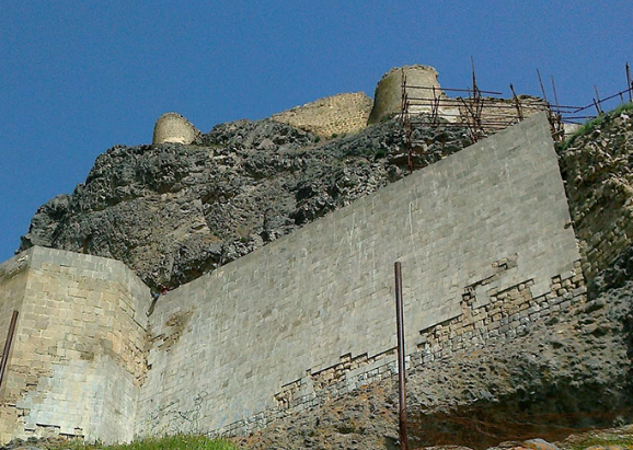 قلعهای که در تاریخ فریاد میزند!